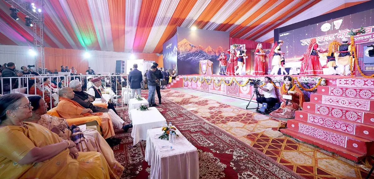 उत्तराखण्ड महोत्सव 2025: लखनऊ में सीएम योगी और केंद्रीय मंत्री शेखावत ने किया शुभारंभ
