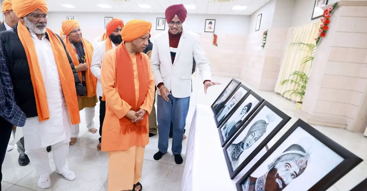 लंगर हमारी गुरु परंपरा और संस्कारों का प्रतीक है: मुख्यमंत्री योगी आदित्यनाथ